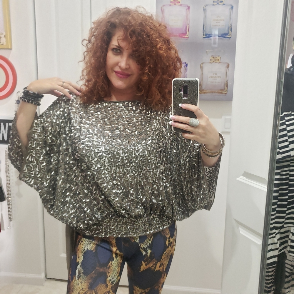 NWT RENE DERHY SEQUIN, GREY DRESSY TOP, SMALL